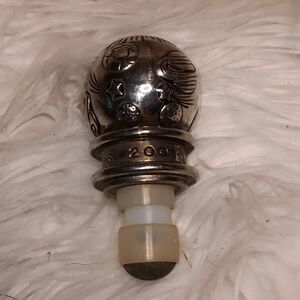 2001 Neiman Marcus Silver Plated Wine Bottle Stopper Out of this World Universe